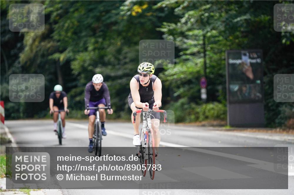 14.09.2025 - Stadtparktriathlon Michael Burmester http://msf.ph/oto/8905783 14.09.2025 13:14:58 Radfahren 1446, 1468, 1469, 1548 meine-sportfotos.de