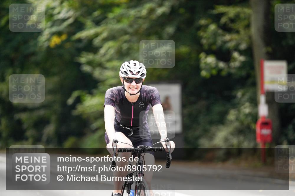 14.09.2025 - Stadtparktriathlon Michael Burmester http://msf.ph/oto/8905792 14.09.2025 13:15:11 Radfahren 1451, 1471, 1514, 1538 meine-sportfotos.de
