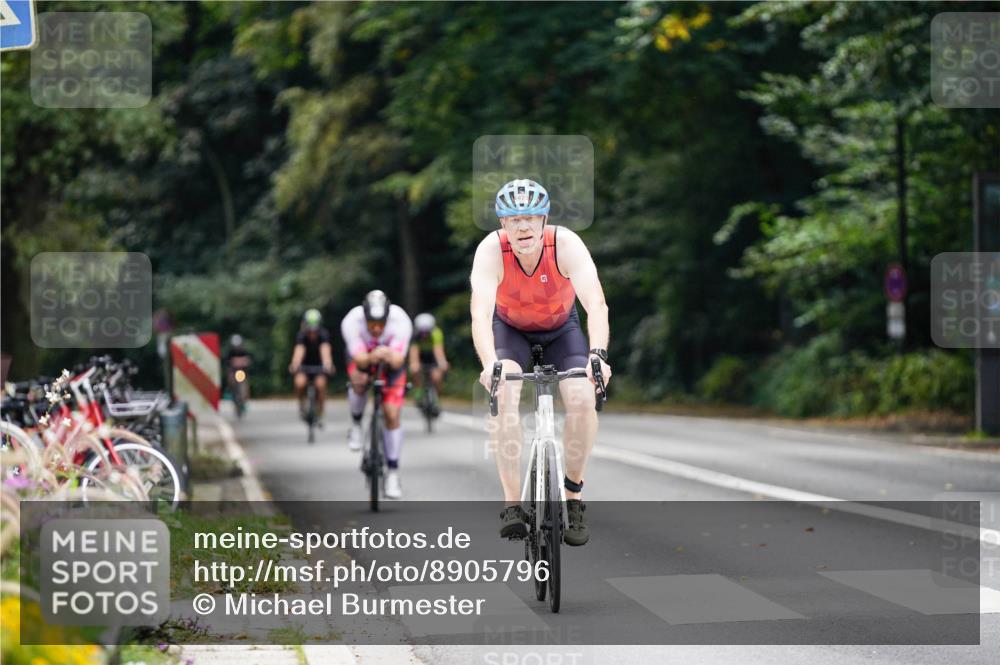14.09.2025 - Stadtparktriathlon Michael Burmester http://msf.ph/oto/8905796 14.09.2025 13:15:15 Radfahren 1451, 1456, 1471, 1514, 1538 meine-sportfotos.de