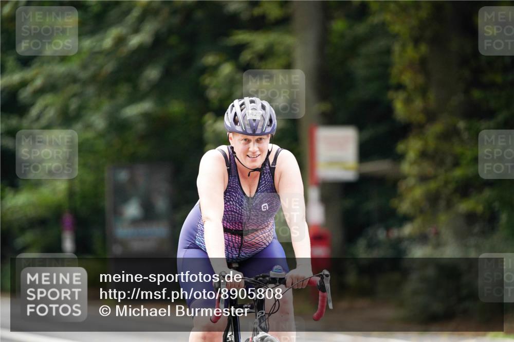14.09.2025 - Stadtparktriathlon Michael Burmester http://msf.ph/oto/8905808 14.09.2025 13:15:31 Radfahren 1371, 1425, 1536 meine-sportfotos.de