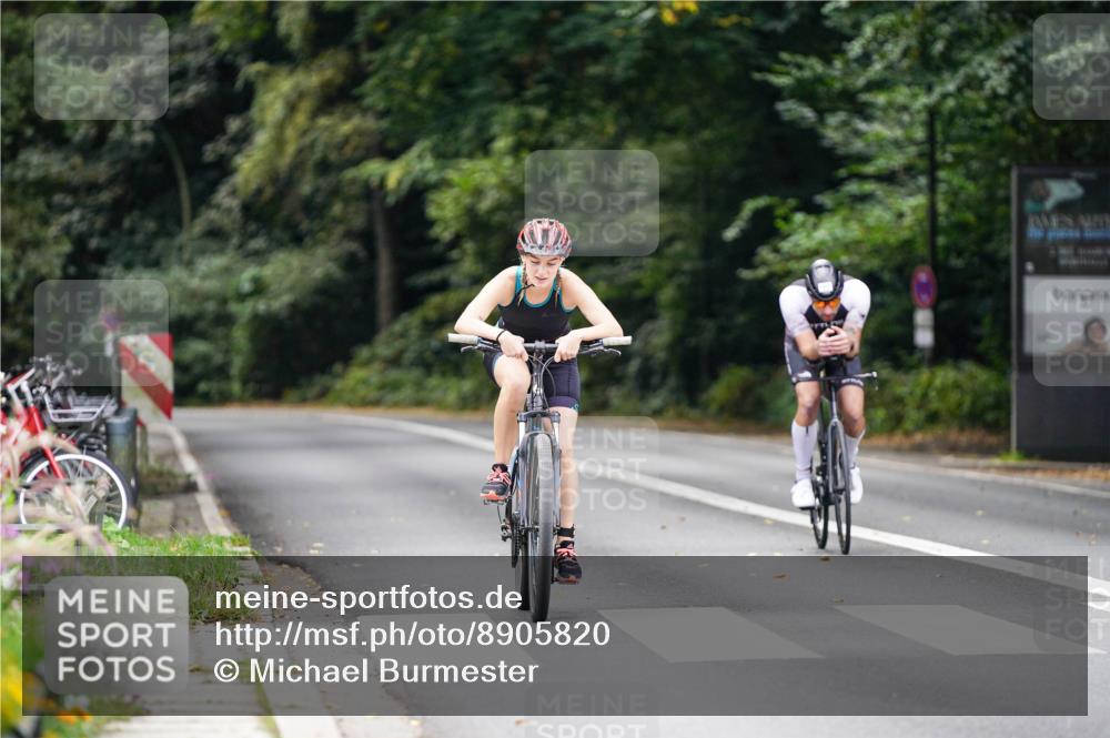 14.09.2025 - Stadtparktriathlon Michael Burmester http://msf.ph/oto/8905820 14.09.2025 13:16:01 Radfahren 1442, 1492 meine-sportfotos.de