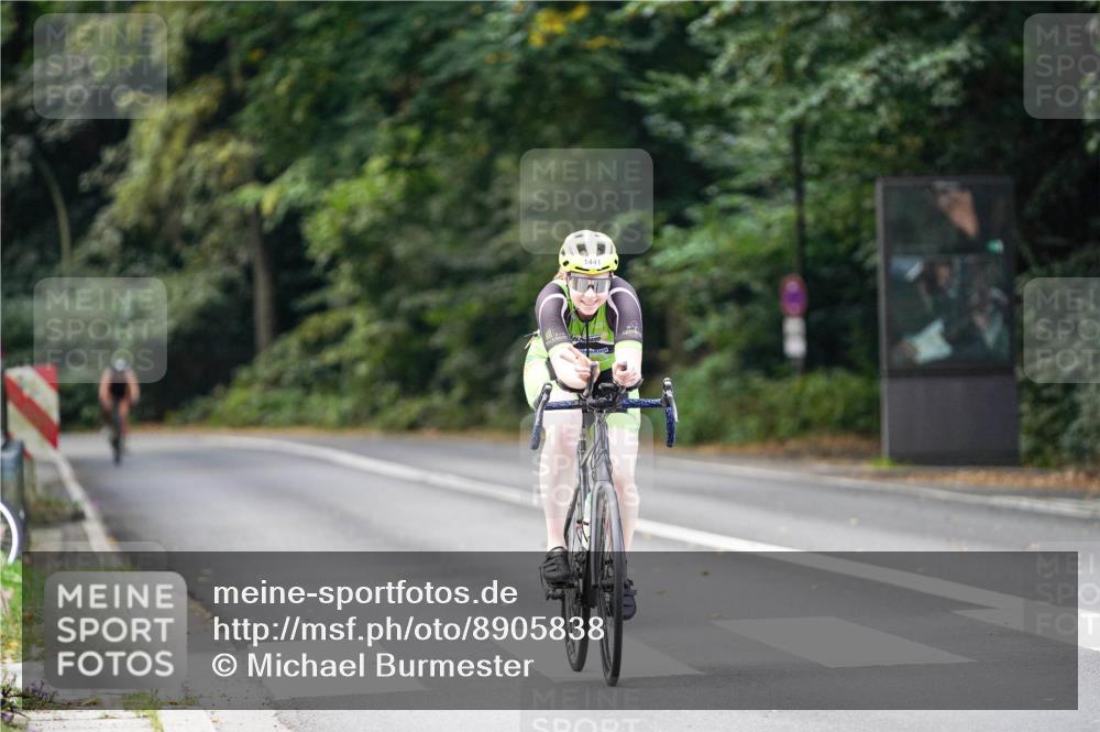 14.09.2025 - Stadtparktriathlon Michael Burmester http://msf.ph/oto/8905838 14.09.2025 13:16:50 Radfahren 1441, 1518 meine-sportfotos.de