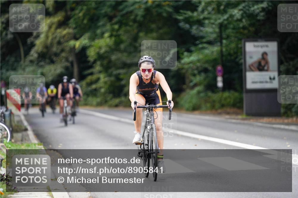 14.09.2025 - Stadtparktriathlon Michael Burmester http://msf.ph/oto/8905841 14.09.2025 13:16:59 Radfahren 1432, 1532, 1559 meine-sportfotos.de