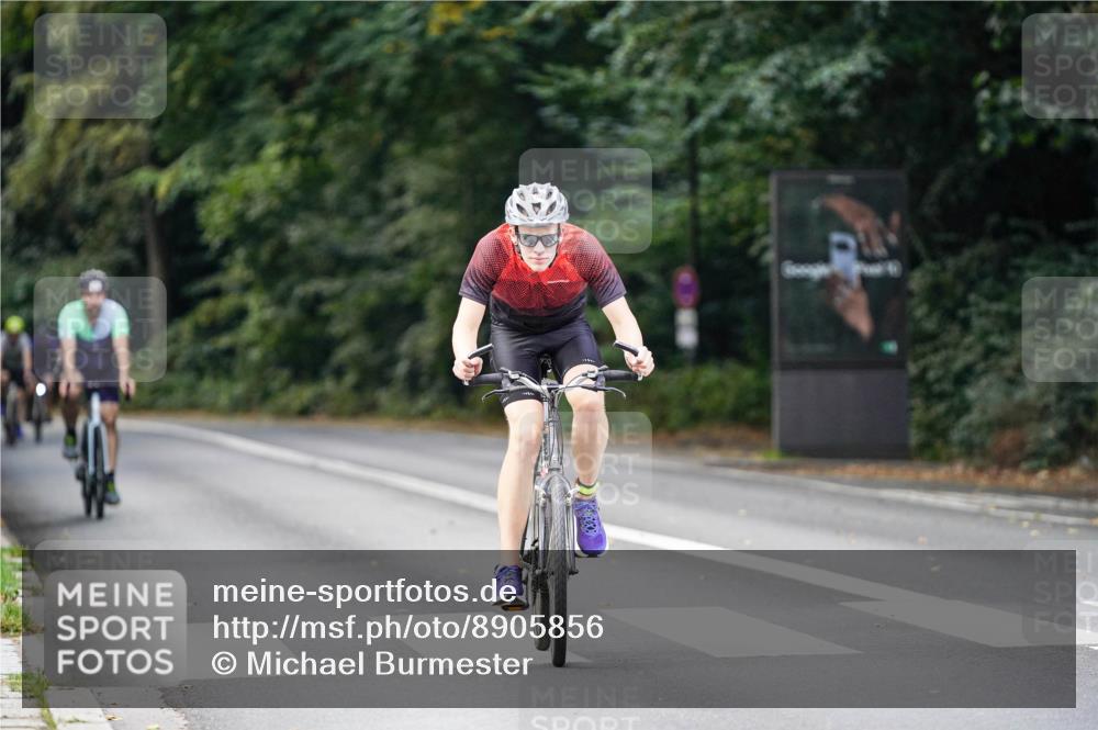 14.09.2025 - Stadtparktriathlon Michael Burmester http://msf.ph/oto/8905856 14.09.2025 13:17:14 Radfahren 1460, 1462, 1477, 1479, 1507 meine-sportfotos.de