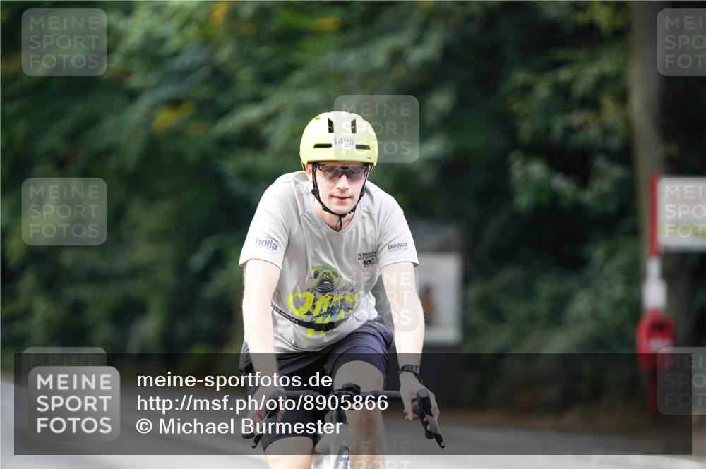 14.09.2025 - Stadtparktriathlon Michael Burmester http://msf.ph/oto/8905866 14.09.2025 13:17:25 Radfahren 1427, 1498, 1507, 1517, 1554 meine-sportfotos.de