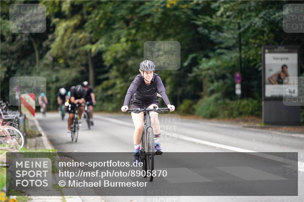 14.09.2025 - Stadtparktriathlon Michael Burmester http://msf.ph/oto/8905870 14.09.2025 13:17:31 Radfahren 1427, 1488, 1498, 1499, 1510, 1517, 1544, 1554 meine-sportfotos.de