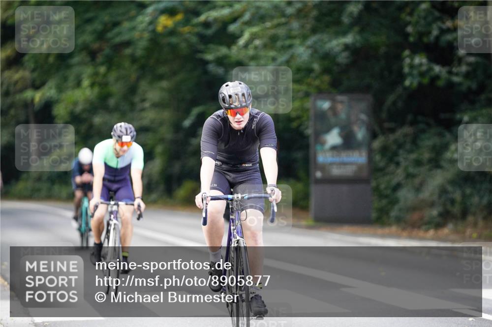 14.09.2025 - Stadtparktriathlon Michael Burmester http://msf.ph/oto/8905877 14.09.2025 13:17:36 Radfahren 1427, 1488, 1499, 1510, 1522, 1544 meine-sportfotos.de