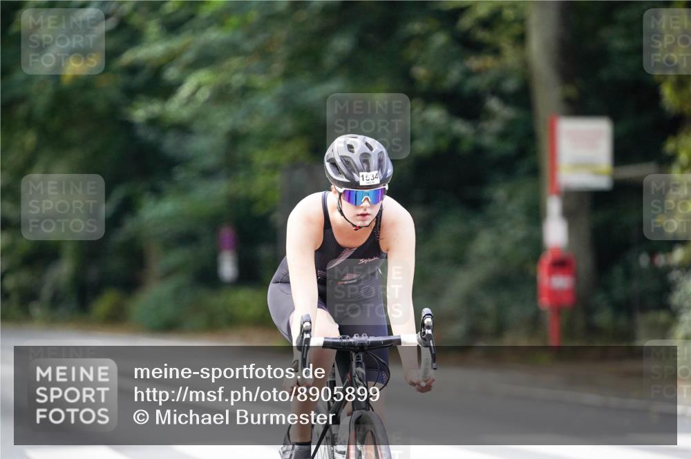 14.09.2025 - Stadtparktriathlon Michael Burmester http://msf.ph/oto/8905899 14.09.2025 13:17:52 Radfahren 1325, 1448, 1454, 1515, 1534 meine-sportfotos.de