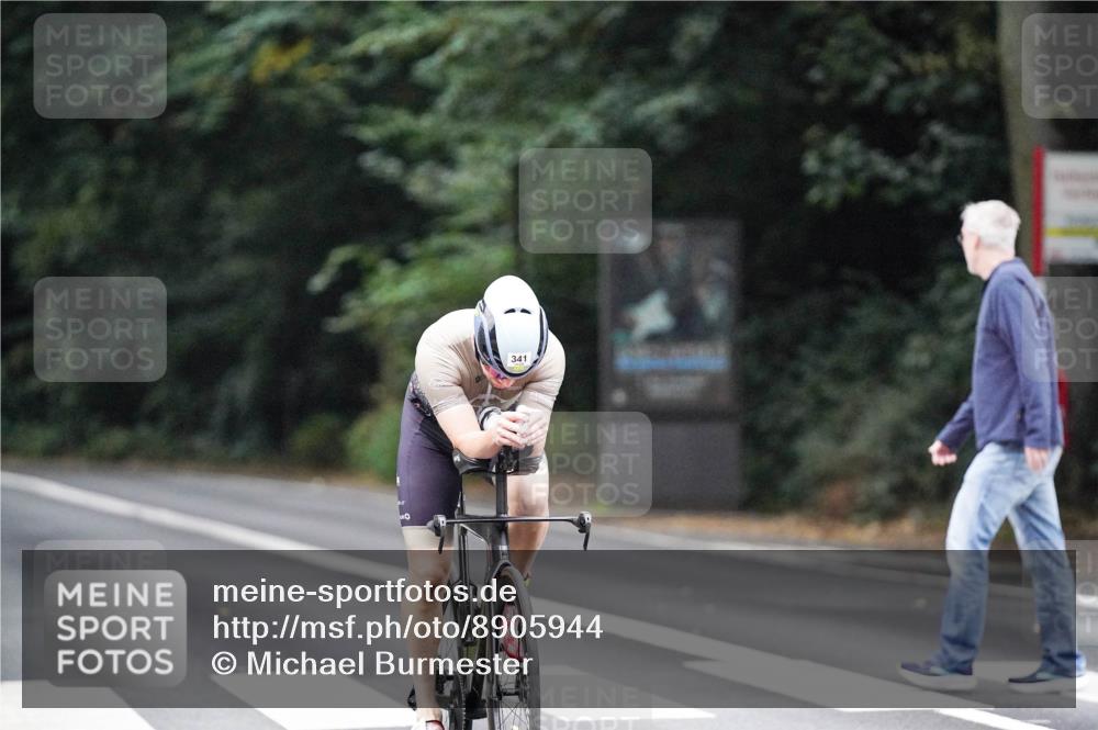 14.09.2025 - Stadtparktriathlon Michael Burmester http://msf.ph/oto/8905944 14.09.2025 09:03:03 Radfahren 341, 352, 354, 451 meine-sportfotos.de