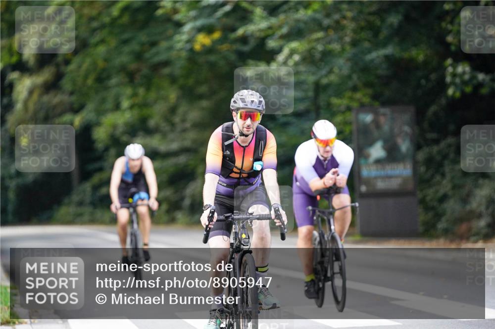 14.09.2025 - Stadtparktriathlon Michael Burmester http://msf.ph/oto/8905947 14.09.2025 13:18:59 Radfahren 1343, 1472, 1511, 1519, 1539 meine-sportfotos.de