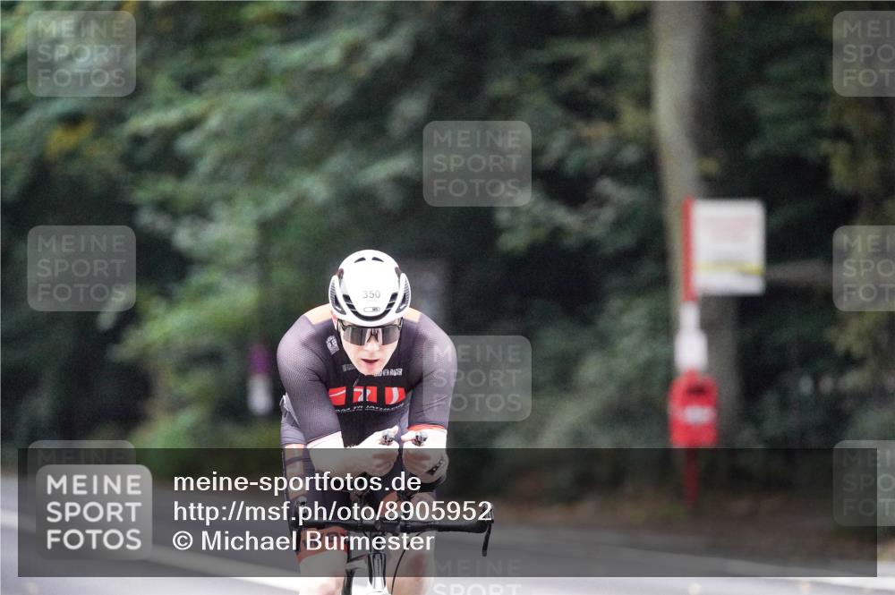 14.09.2025 - Stadtparktriathlon Michael Burmester http://msf.ph/oto/8905952 14.09.2025 09:03:14 Radfahren 337, 350, 353, 354 meine-sportfotos.de