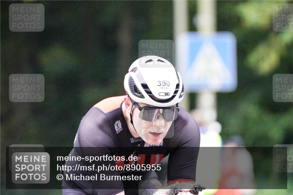 14.09.2025 - Stadtparktriathlon Michael Burmester http://msf.ph/oto/8905955 14.09.2025 09:03:15 Radfahren 337, 350, 353, 354 meine-sportfotos.de