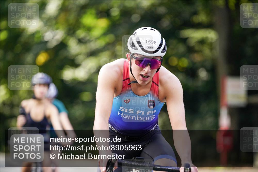 14.09.2025 - Stadtparktriathlon Michael Burmester http://msf.ph/oto/8905963 14.09.2025 13:19:20 Radfahren 1438, 1439, 1527, 1546, 1598 meine-sportfotos.de