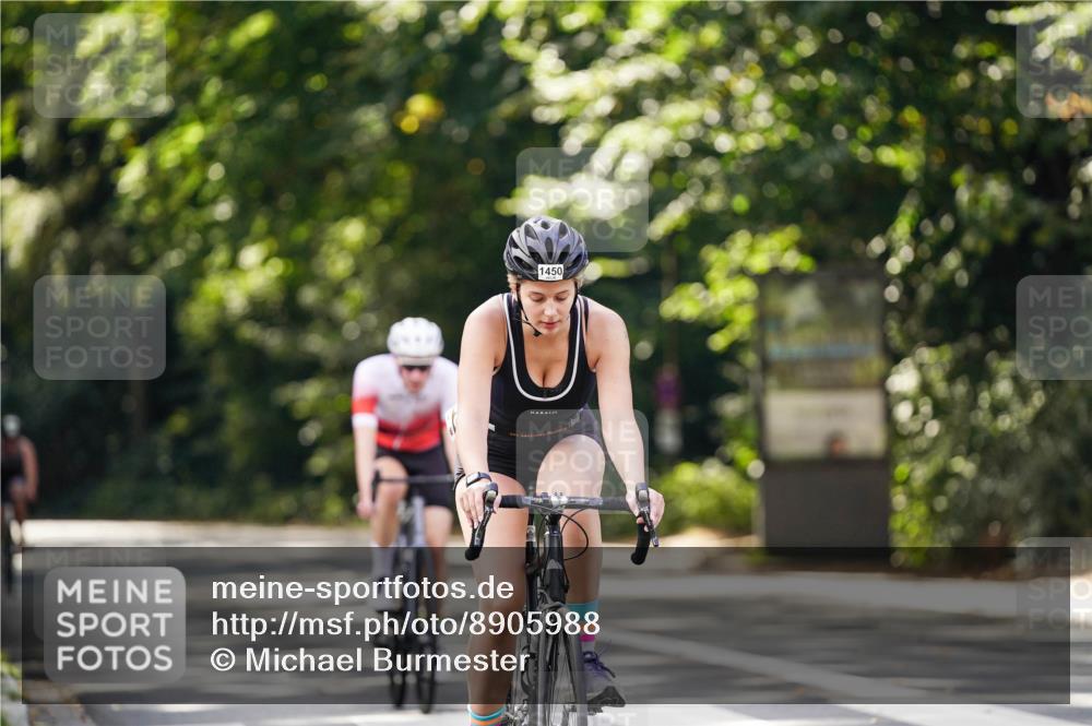 14.09.2025 - Stadtparktriathlon Michael Burmester http://msf.ph/oto/8905988 14.09.2025 13:19:44 Radfahren 1397, 1450, 1494, 1537, 1620 meine-sportfotos.de