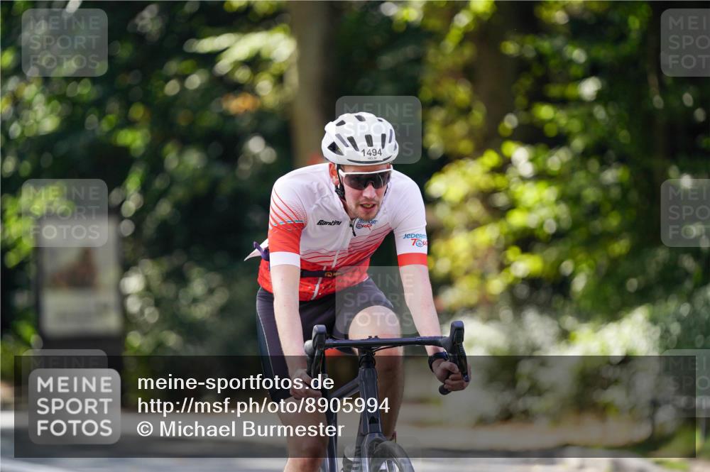 14.09.2025 - Stadtparktriathlon Michael Burmester http://msf.ph/oto/8905994 14.09.2025 13:19:45 Radfahren 1397, 1450, 1494, 1537, 1620 meine-sportfotos.de