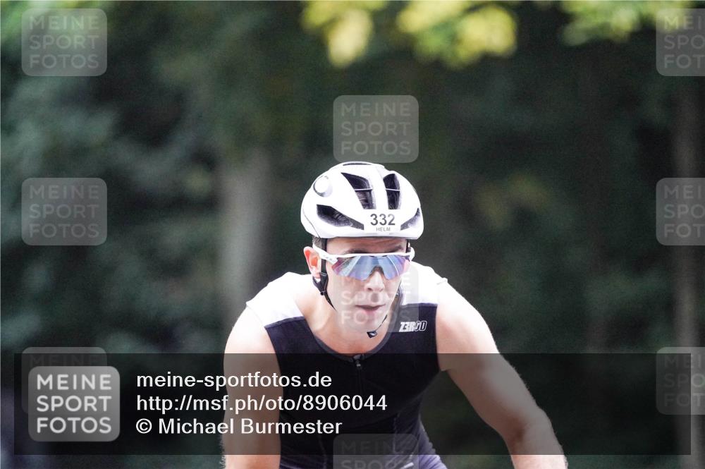 14.09.2025 - Stadtparktriathlon Michael Burmester http://msf.ph/oto/8906044 14.09.2025 09:04:25 Radfahren 303, 315, 332, 338, 360, 372 meine-sportfotos.de
