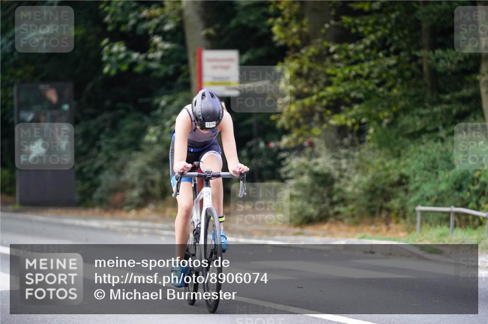 14.09.2025 - Stadtparktriathlon Michael Burmester http://msf.ph/oto/8906074 14.09.2025 13:20:33 Radfahren 1437, 1465, 1576 meine-sportfotos.de