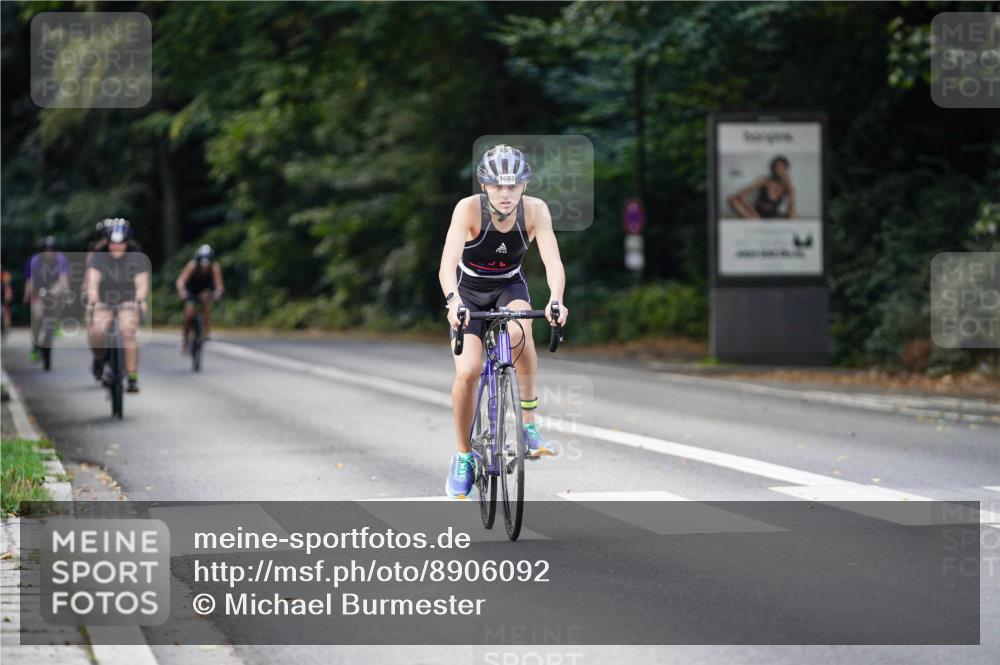 14.09.2025 - Stadtparktriathlon Michael Burmester http://msf.ph/oto/8906092 14.09.2025 13:20:43 Radfahren 1434, 1435, 1463, 1579, 1603 meine-sportfotos.de