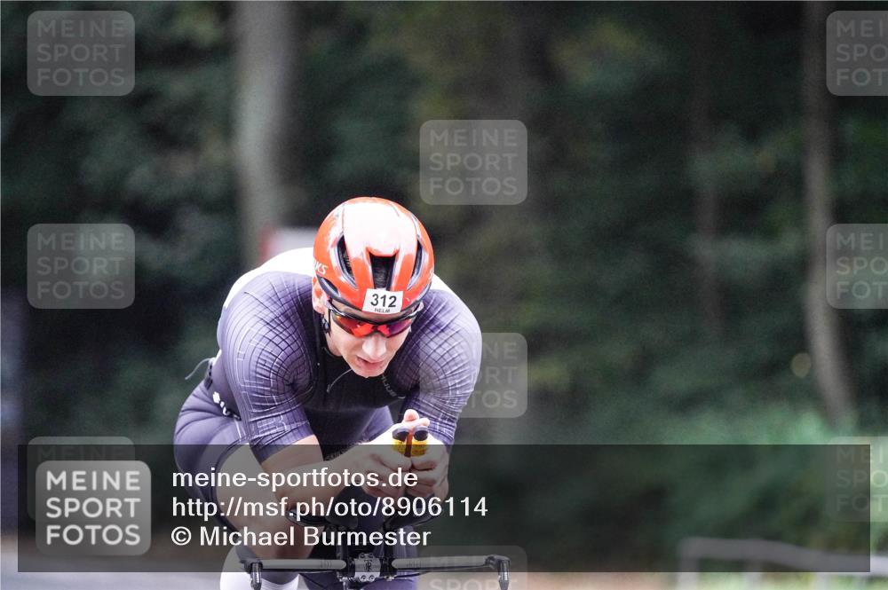 14.09.2025 - Stadtparktriathlon Michael Burmester http://msf.ph/oto/8906114 14.09.2025 09:05:22 Radfahren 312, 351, 355, 408, 416, 436 meine-sportfotos.de