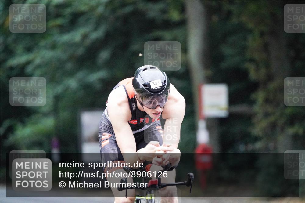14.09.2025 - Stadtparktriathlon Michael Burmester http://msf.ph/oto/8906126 14.09.2025 09:05:31 Radfahren 310, 351, 355, 394, 416 meine-sportfotos.de