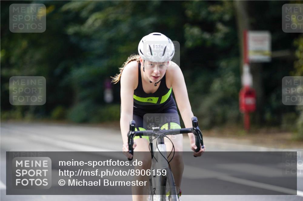 14.09.2025 - Stadtparktriathlon Michael Burmester http://msf.ph/oto/8906159 14.09.2025 13:21:25 Radfahren 1547, 1578, 1580 meine-sportfotos.de