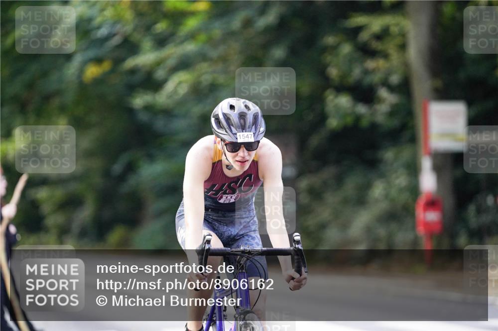 14.09.2025 - Stadtparktriathlon Michael Burmester http://msf.ph/oto/8906162 14.09.2025 13:21:28 Radfahren 1547, 1578 meine-sportfotos.de