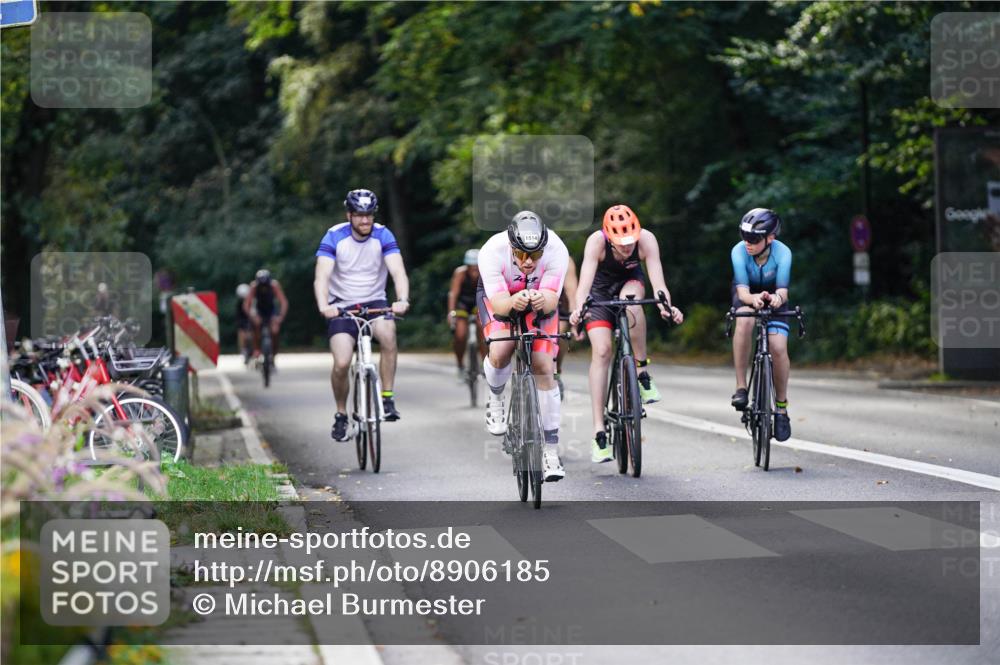14.09.2025 - Stadtparktriathlon Michael Burmester http://msf.ph/oto/8906185 14.09.2025 13:21:51 Radfahren 1469, 1475, 1495, 1514, 1525, 1564, 1614, 1617 meine-sportfotos.de