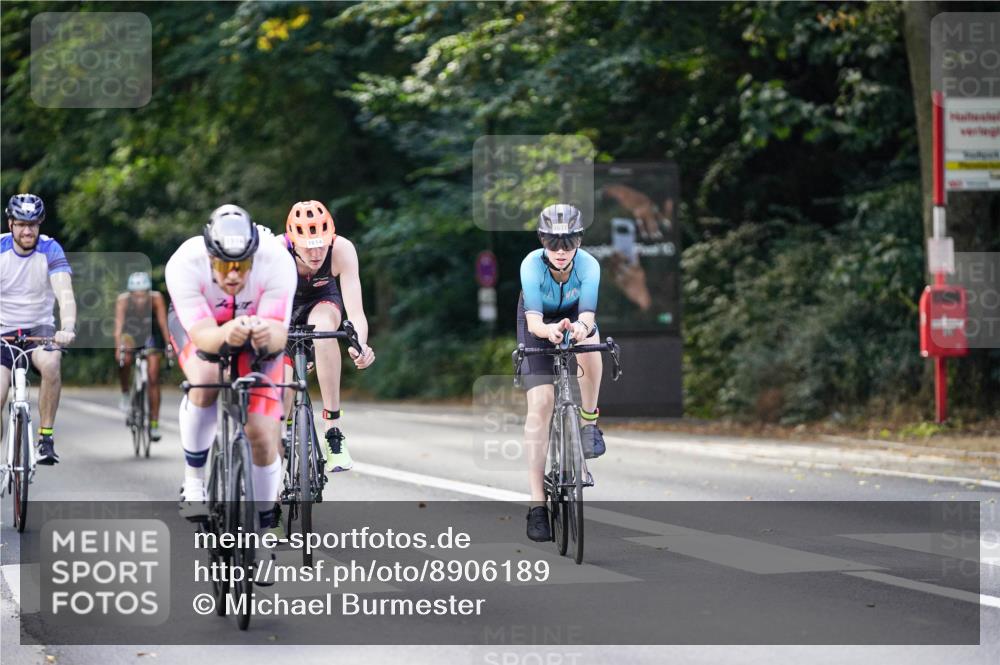 14.09.2025 - Stadtparktriathlon Michael Burmester http://msf.ph/oto/8906189 14.09.2025 13:21:52 Radfahren 1475, 1490, 1495, 1514, 1525, 1614, 1617 meine-sportfotos.de