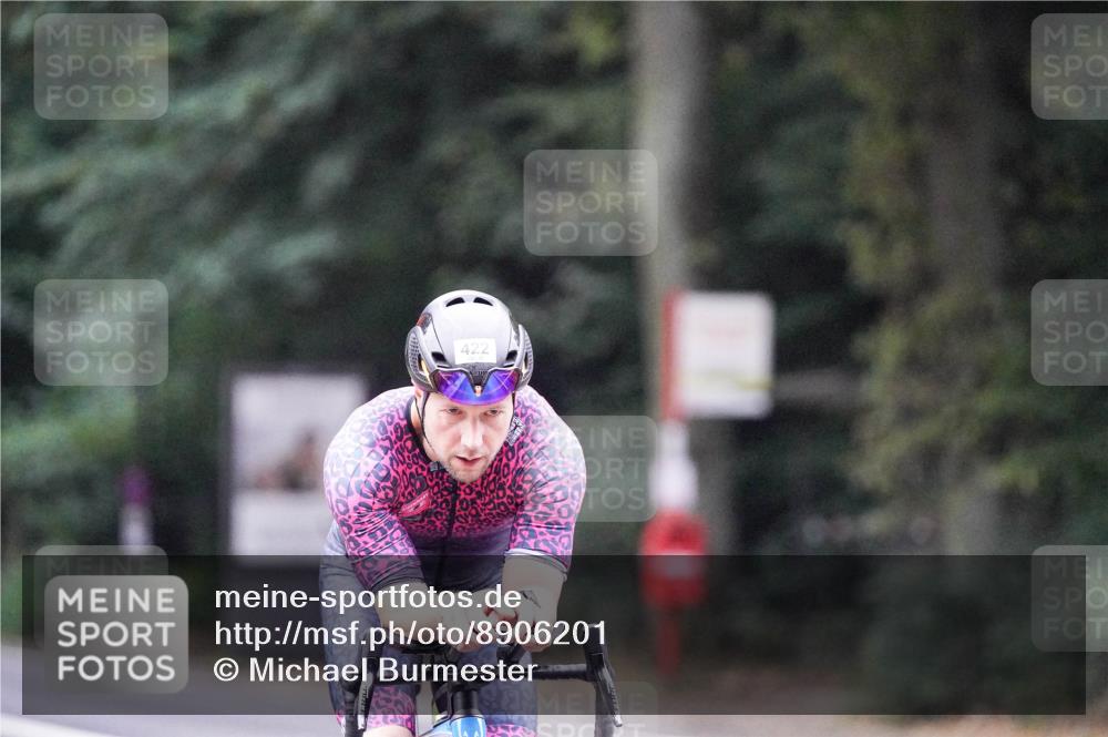 14.09.2025 - Stadtparktriathlon Michael Burmester http://msf.ph/oto/8906201 14.09.2025 09:06:22 Radfahren 331, 346, 359, 402, 422 meine-sportfotos.de