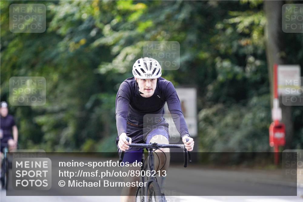 14.09.2025 - Stadtparktriathlon Michael Burmester http://msf.ph/oto/8906213 14.09.2025 13:22:04 Radfahren 1487, 1490, 1505, 1604 meine-sportfotos.de