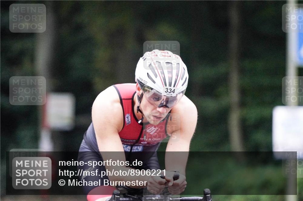 14.09.2025 - Stadtparktriathlon Michael Burmester http://msf.ph/oto/8906221 14.09.2025 09:06:44 Radfahren 334, 344, 374 meine-sportfotos.de