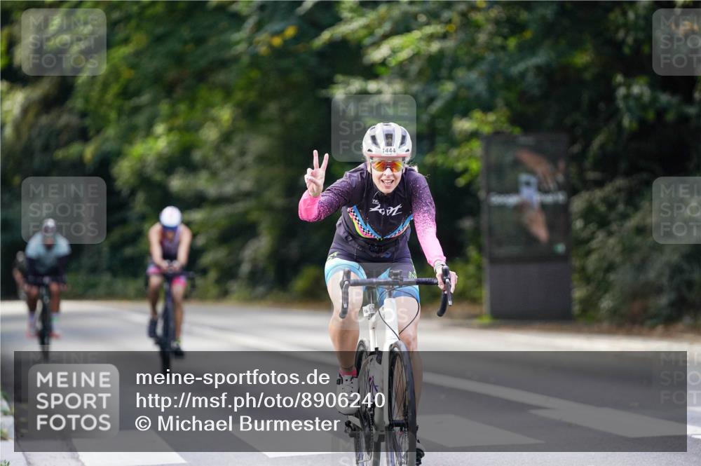14.09.2025 - Stadtparktriathlon Michael Burmester http://msf.ph/oto/8906240 14.09.2025 13:22:19 Radfahren 1430, 1444, 1452, 1520, 1548, 1577 meine-sportfotos.de