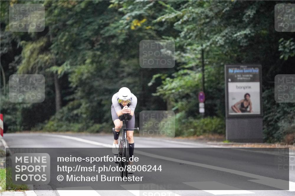 14.09.2025 - Stadtparktriathlon Michael Burmester http://msf.ph/oto/8906244 14.09.2025 09:07:24 Radfahren 358 meine-sportfotos.de