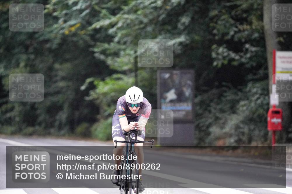 14.09.2025 - Stadtparktriathlon Michael Burmester http://msf.ph/oto/8906262 14.09.2025 09:07:40 Radfahren 304, 368, 404, 419, 425 meine-sportfotos.de