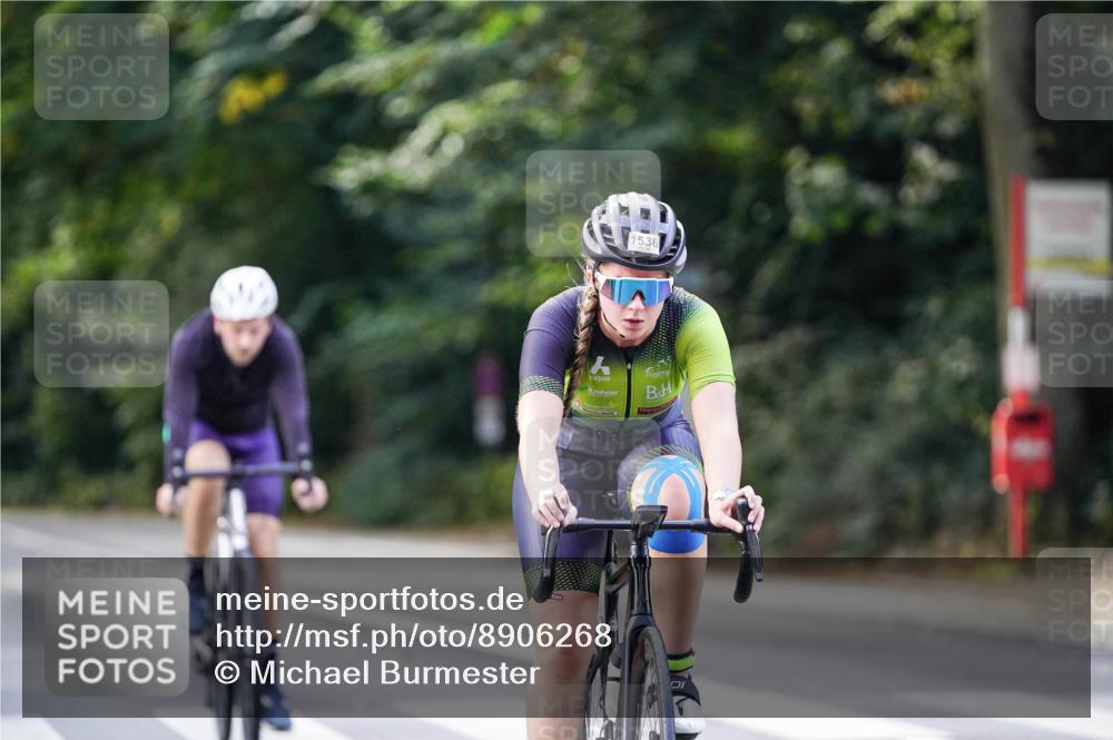 14.09.2025 - Stadtparktriathlon Michael Burmester http://msf.ph/oto/8906268 14.09.2025 13:22:31 Radfahren 1468, 1520, 1536, 1599, 1610 meine-sportfotos.de