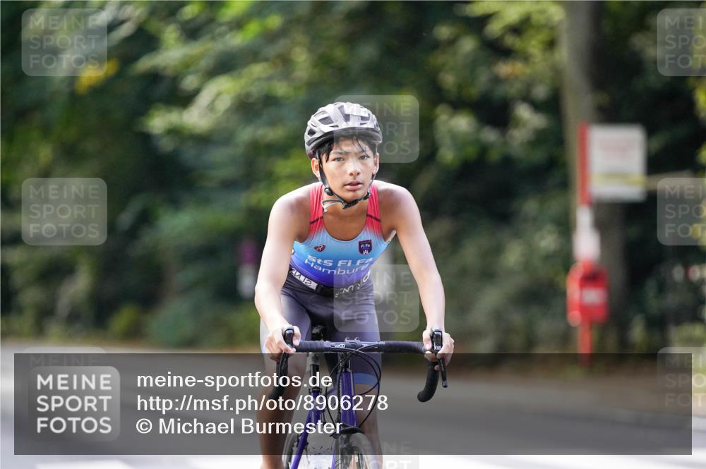 14.09.2025 - Stadtparktriathlon Michael Burmester http://msf.ph/oto/8906278 14.09.2025 13:22:36 Radfahren 1423, 1468, 1471, 1492, 1536, 1599, 1610 meine-sportfotos.de