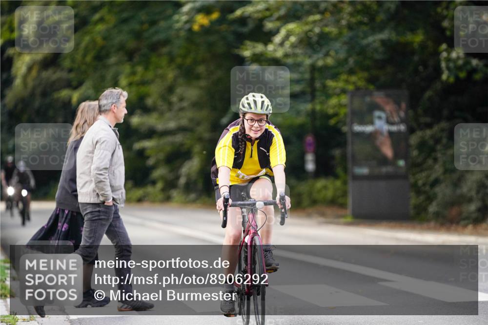 14.09.2025 - Stadtparktriathlon Michael Burmester http://msf.ph/oto/8906292 14.09.2025 13:22:46 Radfahren 1324, 1423, 1471, 1492, 1535 meine-sportfotos.de