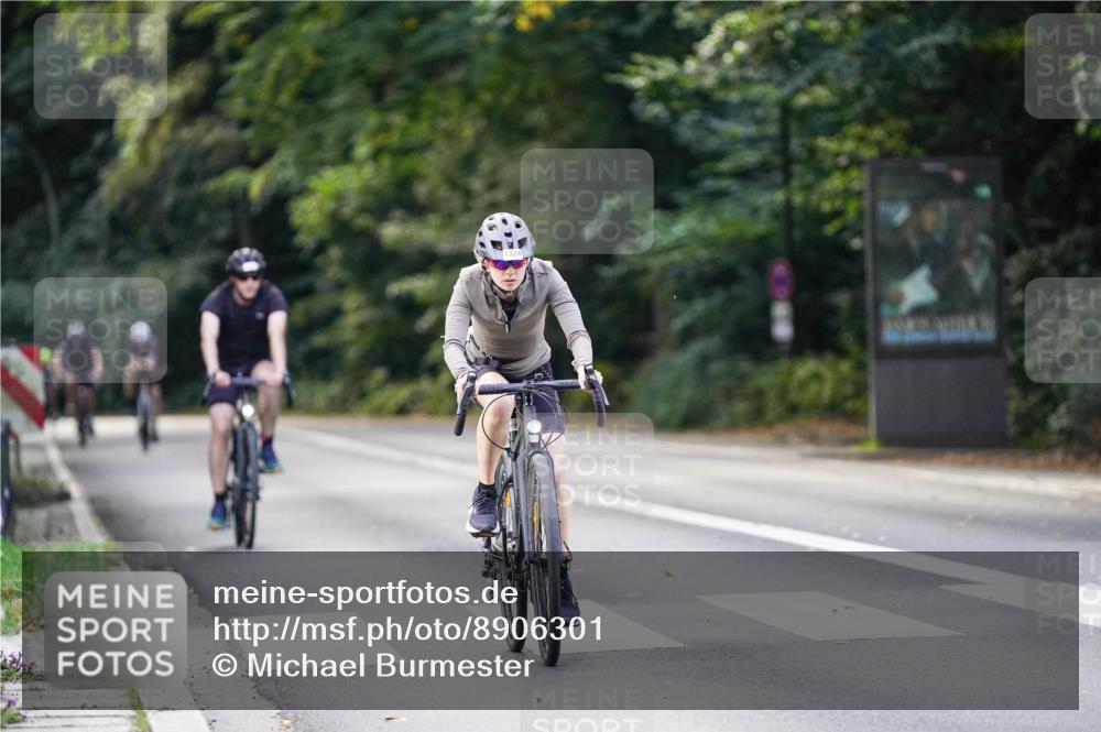 14.09.2025 - Stadtparktriathlon Michael Burmester http://msf.ph/oto/8906301 14.09.2025 13:22:52 Radfahren 1324, 1350, 1481, 1535 meine-sportfotos.de