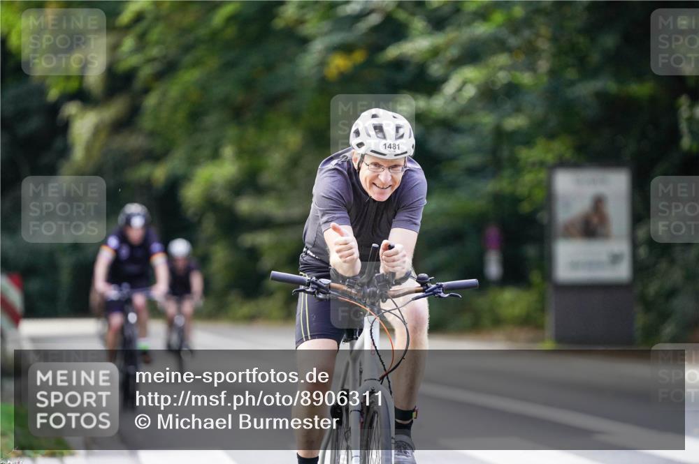 14.09.2025 - Stadtparktriathlon Michael Burmester http://msf.ph/oto/8906311 14.09.2025 13:23:00 Radfahren 1324, 1350, 1451, 1481, 1491, 1612 meine-sportfotos.de