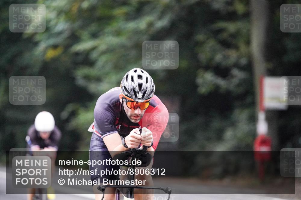 14.09.2025 - Stadtparktriathlon Michael Burmester http://msf.ph/oto/8906312 14.09.2025 09:08:27 Radfahren 301, 371, 373, 381, 393, 400, 430 meine-sportfotos.de