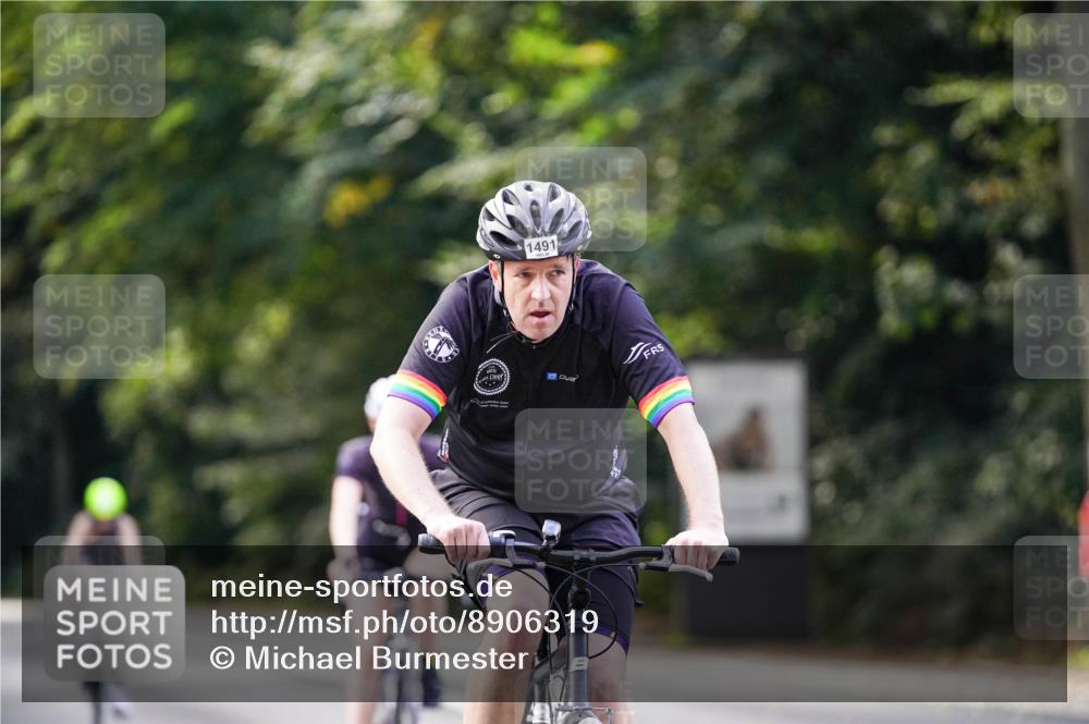 14.09.2025 - Stadtparktriathlon Michael Burmester http://msf.ph/oto/8906319 14.09.2025 13:23:03 Radfahren 1451, 1481, 1491, 1612 meine-sportfotos.de