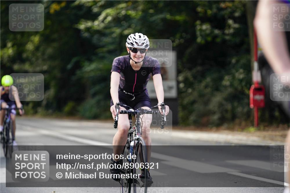 14.09.2025 - Stadtparktriathlon Michael Burmester http://msf.ph/oto/8906321 14.09.2025 13:23:04 Radfahren 1451, 1456, 1481, 1491, 1612 meine-sportfotos.de