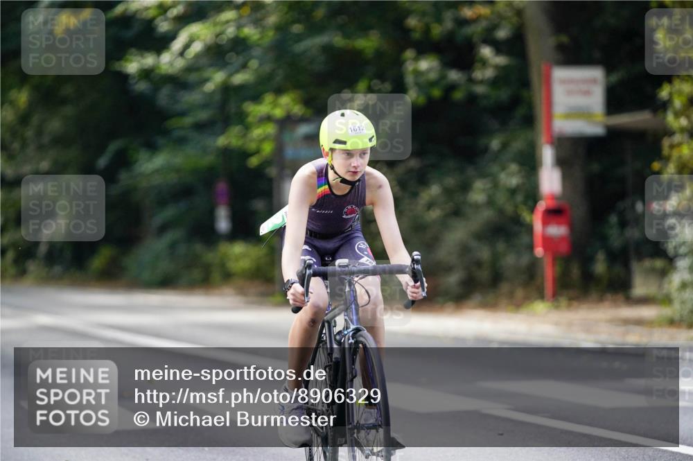 14.09.2025 - Stadtparktriathlon Michael Burmester http://msf.ph/oto/8906329 14.09.2025 13:23:06 Radfahren 1451, 1456, 1481, 1491, 1612 meine-sportfotos.de
