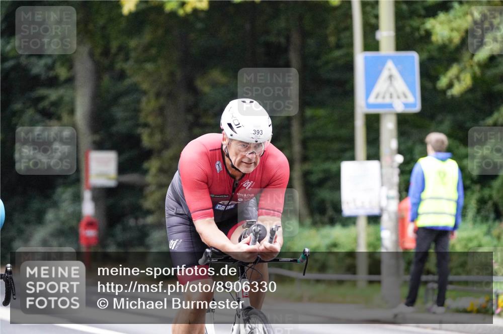14.09.2025 - Stadtparktriathlon Michael Burmester http://msf.ph/oto/8906330 14.09.2025 09:08:32 Radfahren 301, 326, 345, 363, 370, 371, 373, 381, 383, 393, 400, 418, 430 meine-sportfotos.de