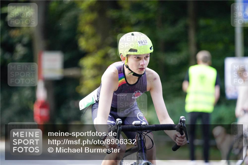14.09.2025 - Stadtparktriathlon Michael Burmester http://msf.ph/oto/8906332 14.09.2025 13:23:06 Radfahren 1451, 1456, 1481, 1491, 1612 meine-sportfotos.de