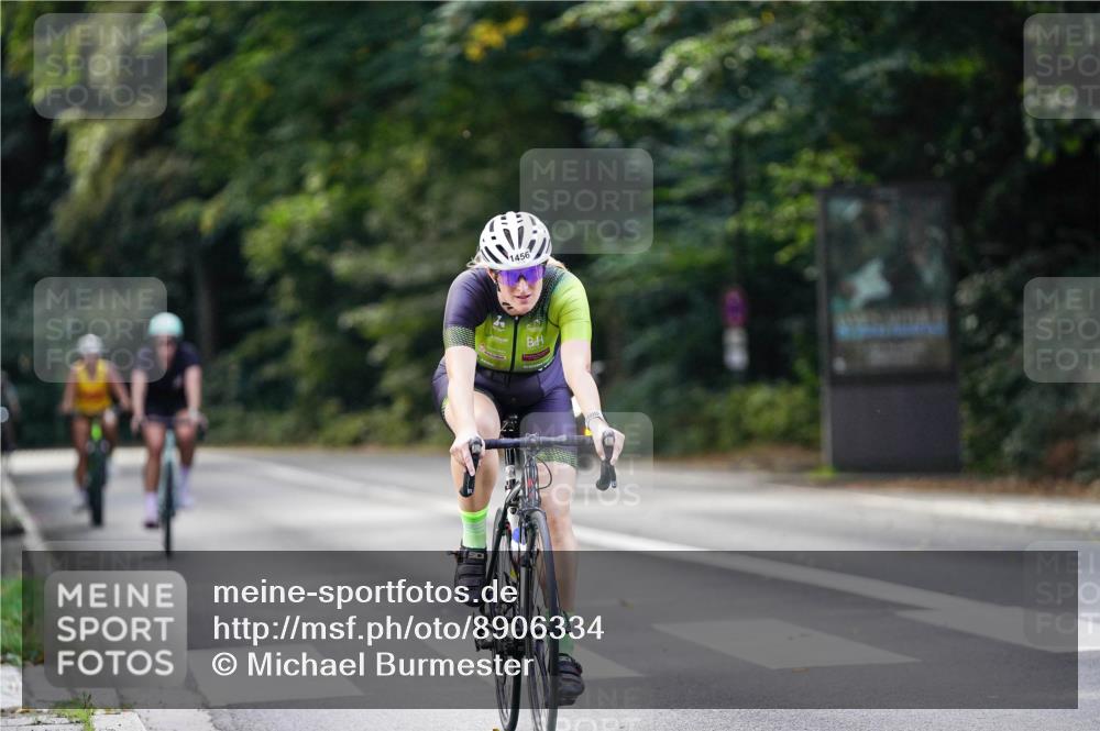 14.09.2025 - Stadtparktriathlon Michael Burmester http://msf.ph/oto/8906334 14.09.2025 13:23:11 Radfahren 1446, 1456, 1529, 1612 meine-sportfotos.de