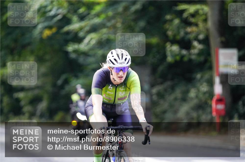 14.09.2025 - Stadtparktriathlon Michael Burmester http://msf.ph/oto/8906338 14.09.2025 13:23:12 Radfahren 1446, 1456, 1529, 1584, 1612 meine-sportfotos.de