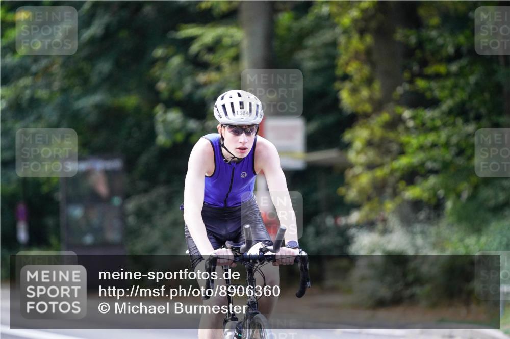 14.09.2025 - Stadtparktriathlon Michael Burmester http://msf.ph/oto/8906360 14.09.2025 13:23:19 Radfahren 1446, 1523, 1529, 1557, 1584 meine-sportfotos.de