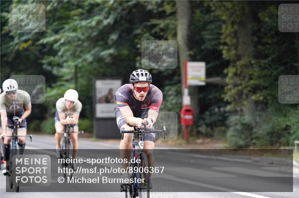 14.09.2025 - Stadtparktriathlon Michael Burmester http://msf.ph/oto/8906367 14.09.2025 09:08:42 Radfahren 318, 326, 339, 340, 342, 345, 347, 363, 365, 370, 383, 392, 410, 418, 437 meine-sportfotos.de