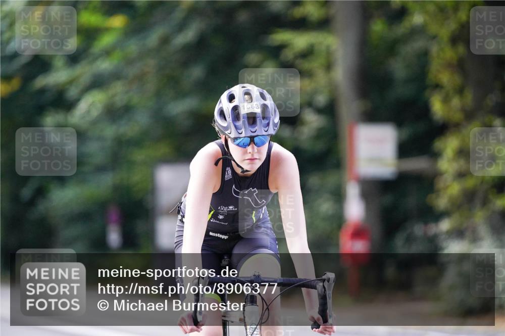 14.09.2025 - Stadtparktriathlon Michael Burmester http://msf.ph/oto/8906377 14.09.2025 13:23:32 Radfahren 1425, 1523, 1542, 1557, 1563, 1574 meine-sportfotos.de
